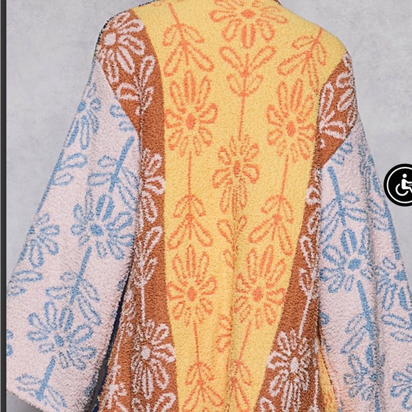 POL Multi-Color Floral Patchwork Open Cardigan - Picture 3 of 3